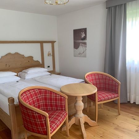 سان كاسيانو Villa Flora Mountain Lodges المظهر الخارجي الصورة