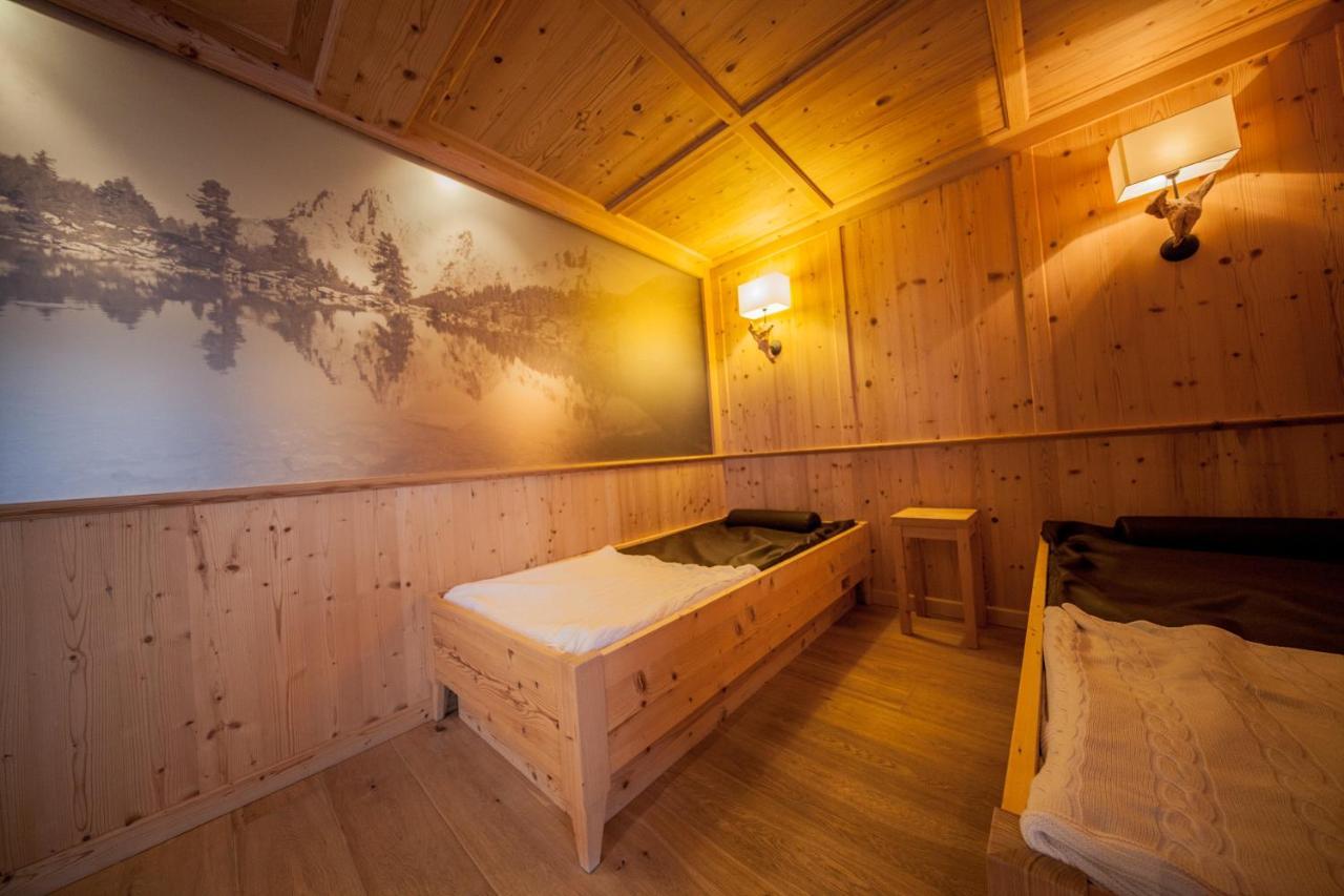 سان كاسيانو Villa Flora Mountain Lodges المظهر الخارجي الصورة