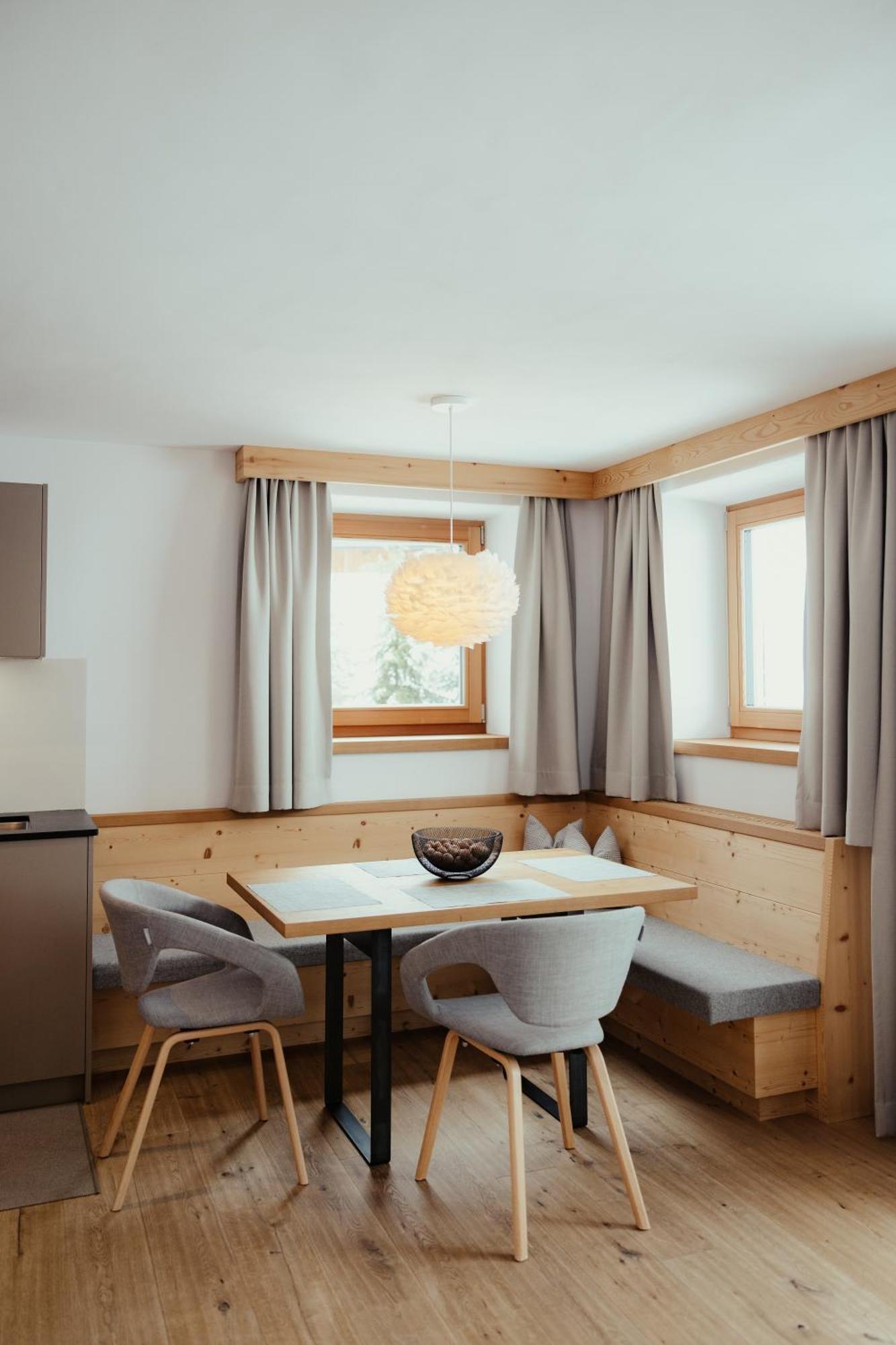 سان كاسيانو Villa Flora Mountain Lodges المظهر الخارجي الصورة