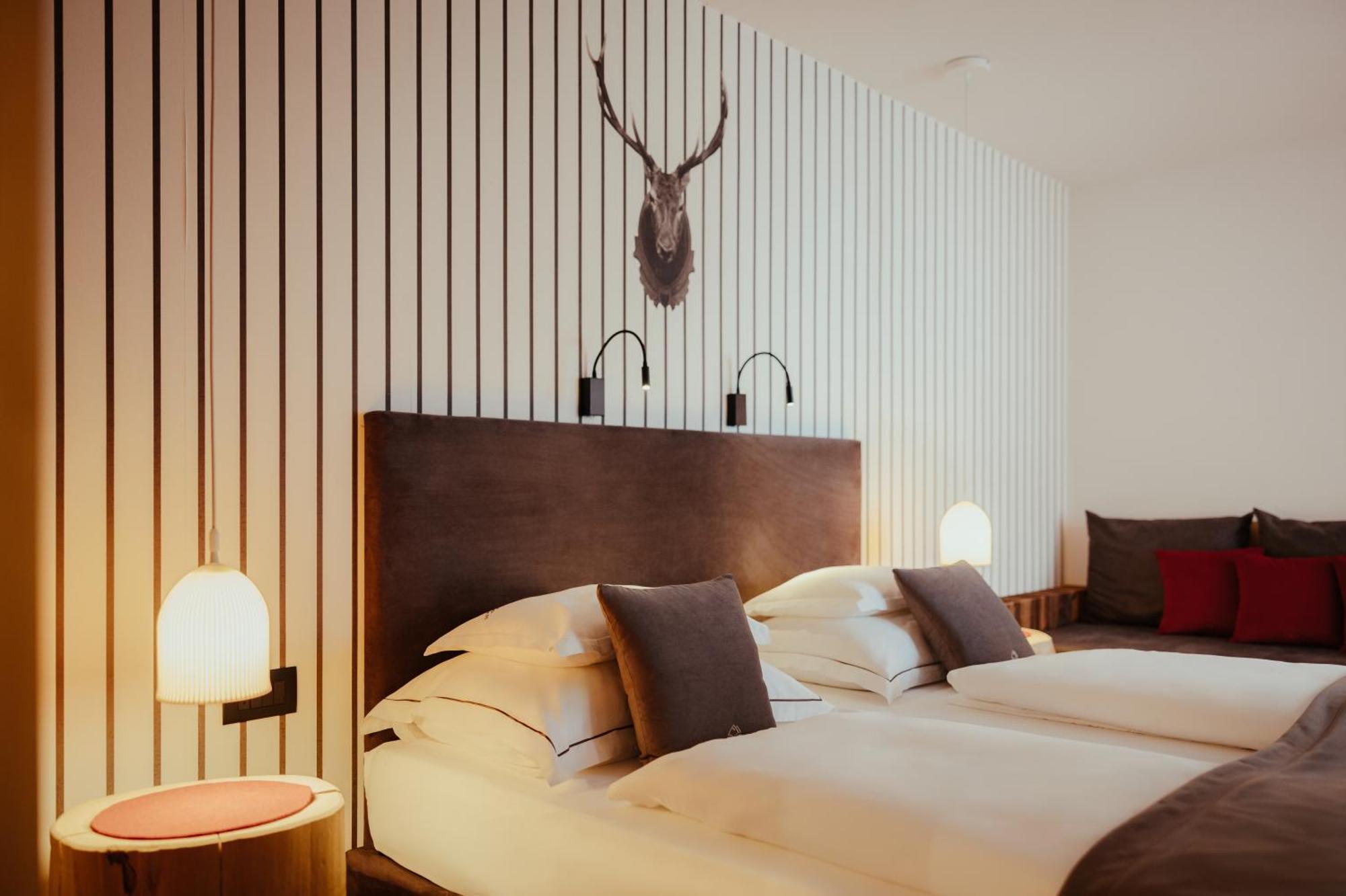 سان كاسيانو Villa Flora Mountain Lodges المظهر الخارجي الصورة