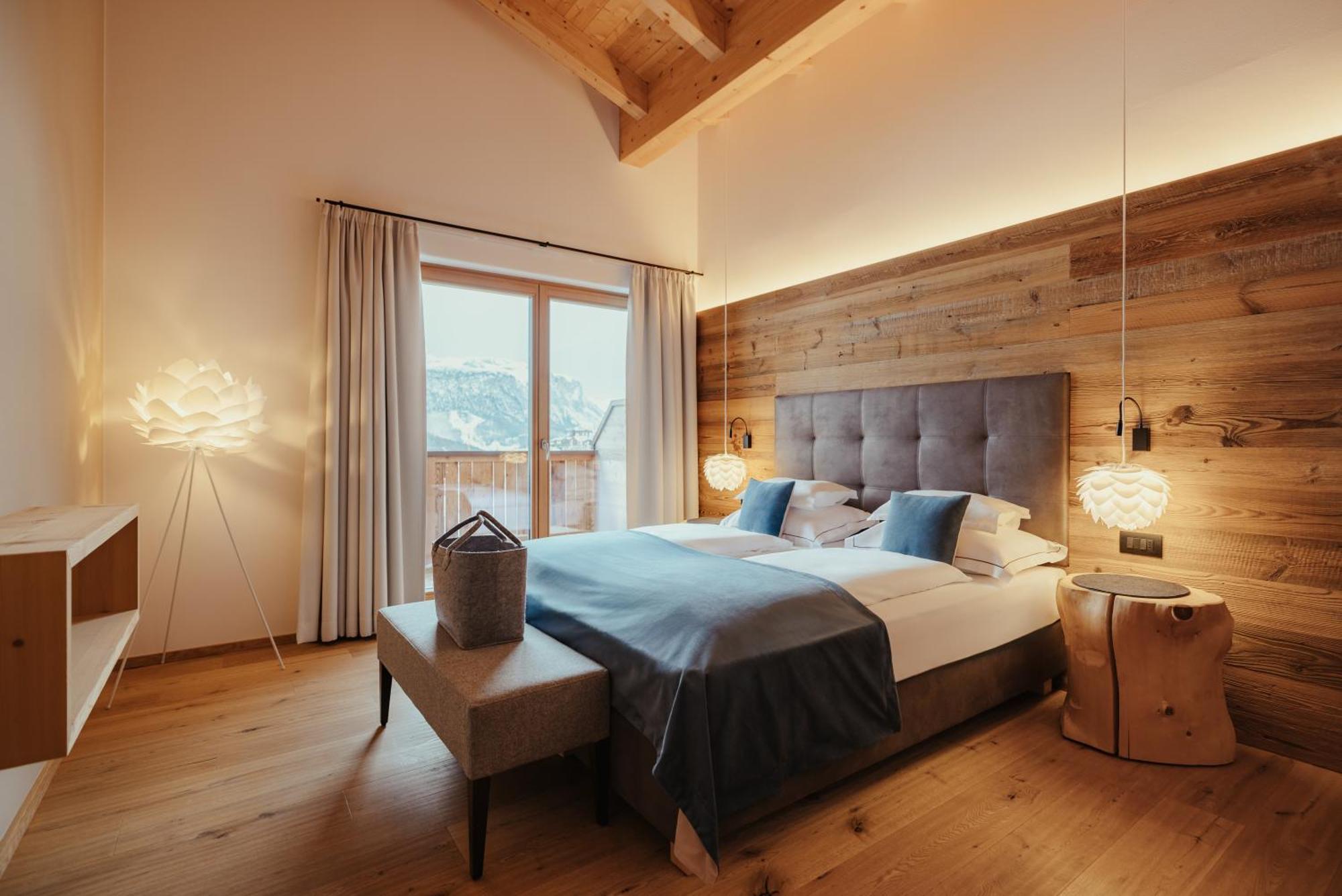 سان كاسيانو Villa Flora Mountain Lodges المظهر الخارجي الصورة