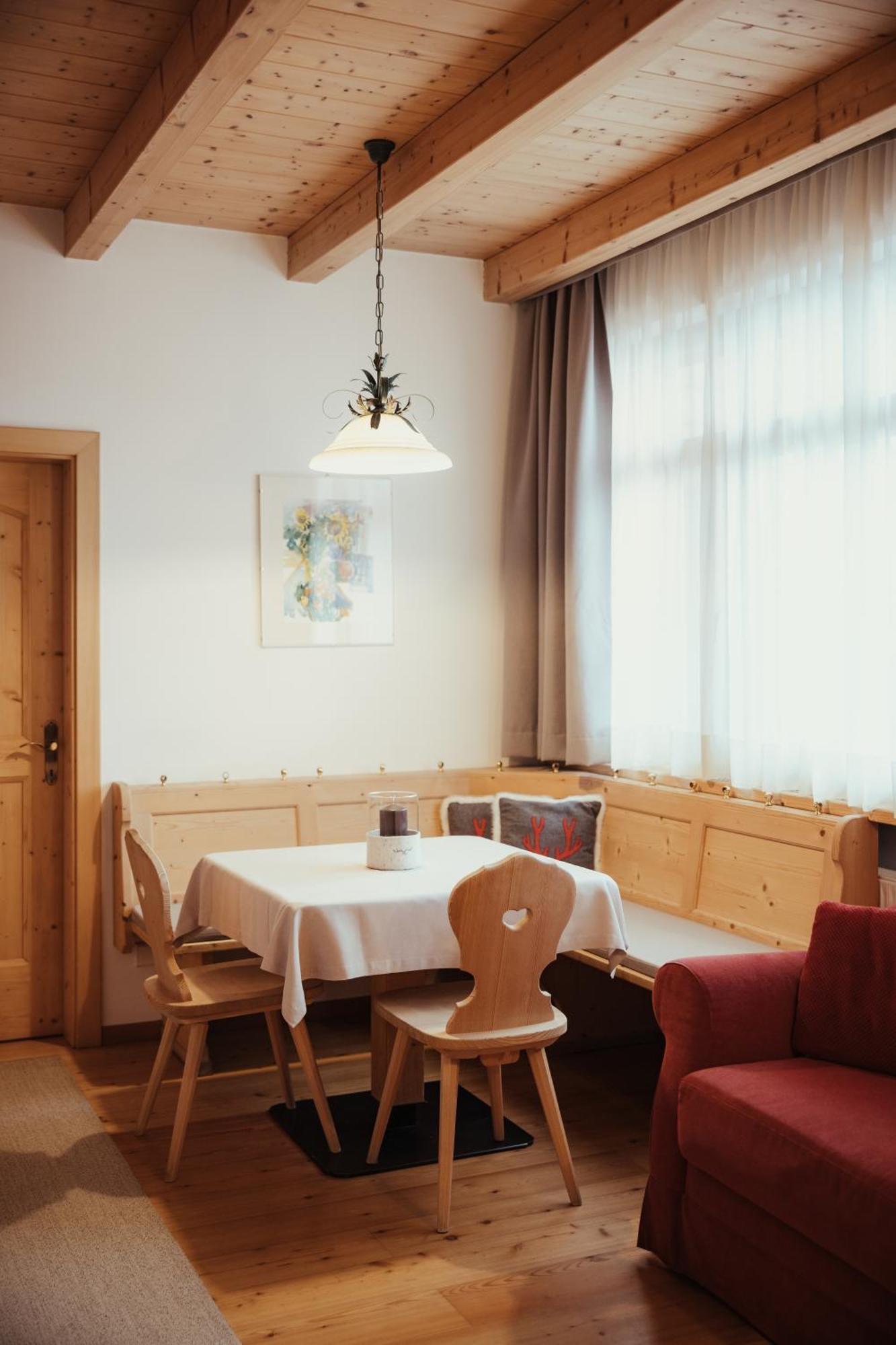 سان كاسيانو Villa Flora Mountain Lodges المظهر الخارجي الصورة